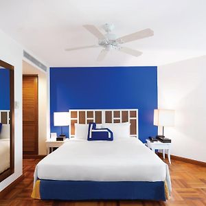 Premier Golf View Junior Suite Size 65 sqm